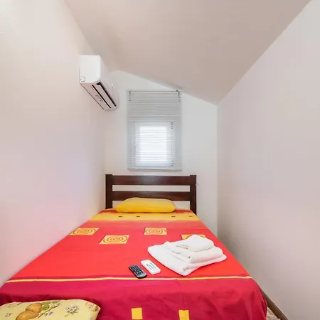 Casa Helen بيت للعطل *